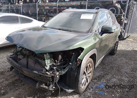 2022 Toyota Corolla Cross Xle z USA, uszkodzony, nr VIN 7MUDAAAG3NV027641